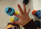 OLED 전시 아이를 위한 파랗고/분홍색/황색 손가락 끝 맥박 산소 농도체 협력 업체