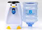 소형 물 음료 분배기 2.5 리터 소형 펭귄 물 분배기 Drinkware 컵을 마시는 만화 8개의 유리 협력 업체