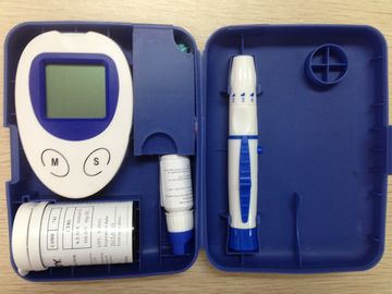 중국 25pcs 시험 지구를 가진 칼라 박스 포장 혈액 당뇨병 포도당 미터 대리점